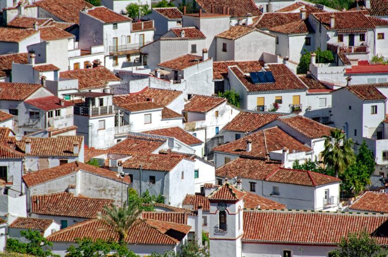 Ruta por los pueblos blancos de Cádiz: del mar a la sierra